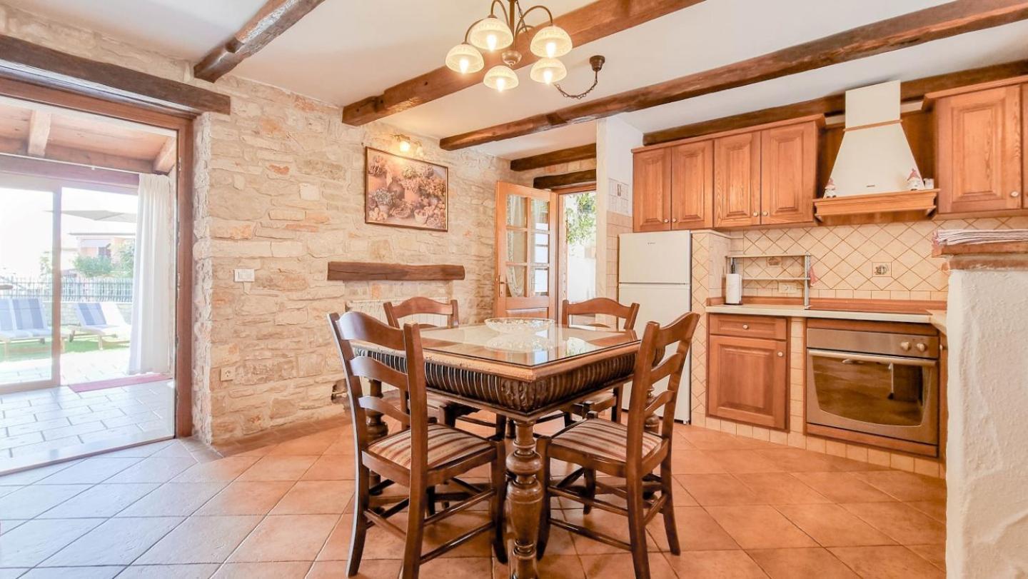 Ariana Villa Novigrad  Exterior photo