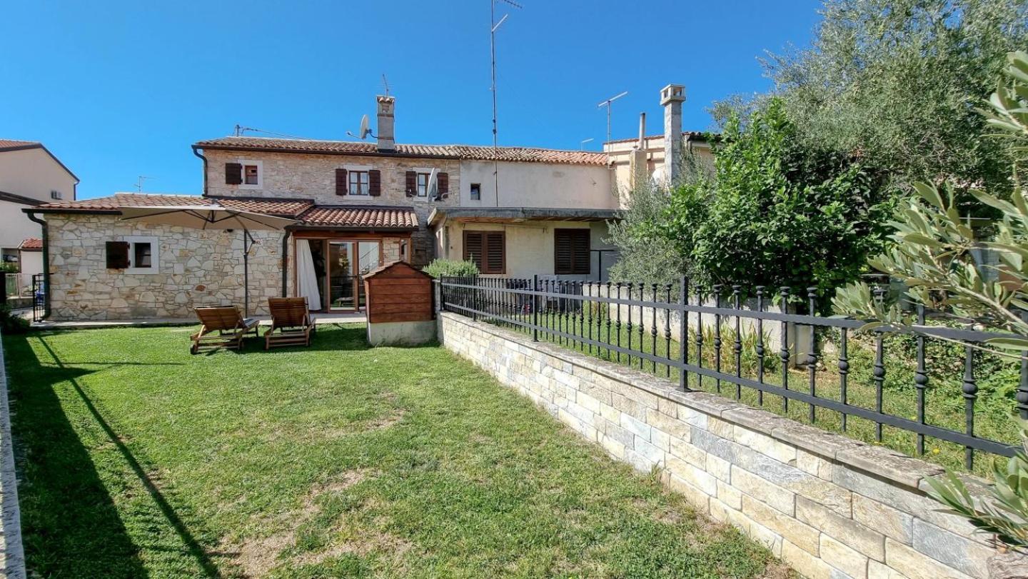 Ariana Villa Novigrad  Exterior photo